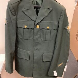 DSCP by uniart corp. men's army green button up